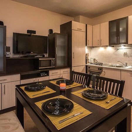 Charming, Fully-Furnished, 2-Bedroom Apartment Bansko Exteriör bild